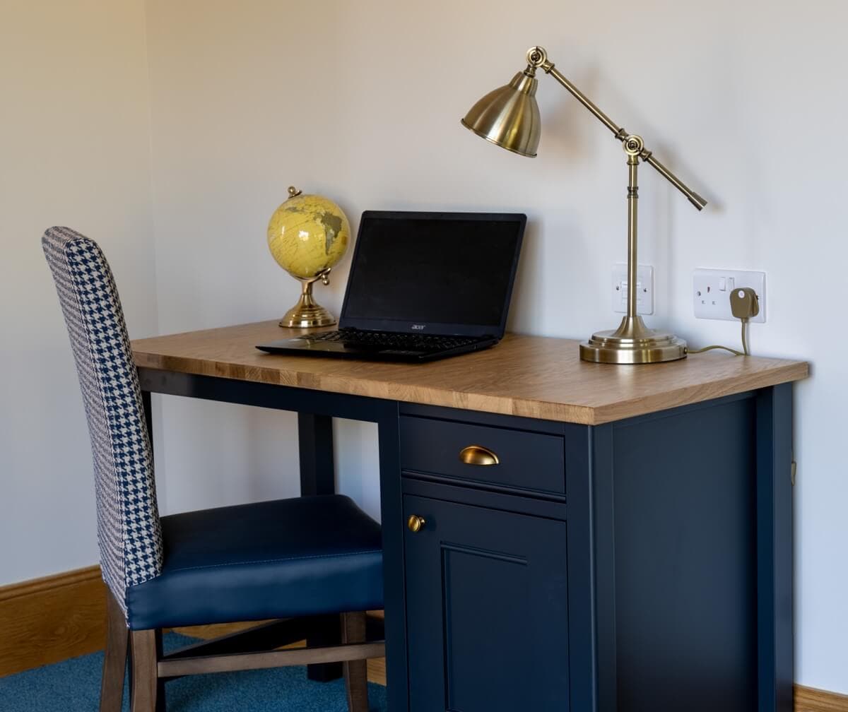 Resident Desk