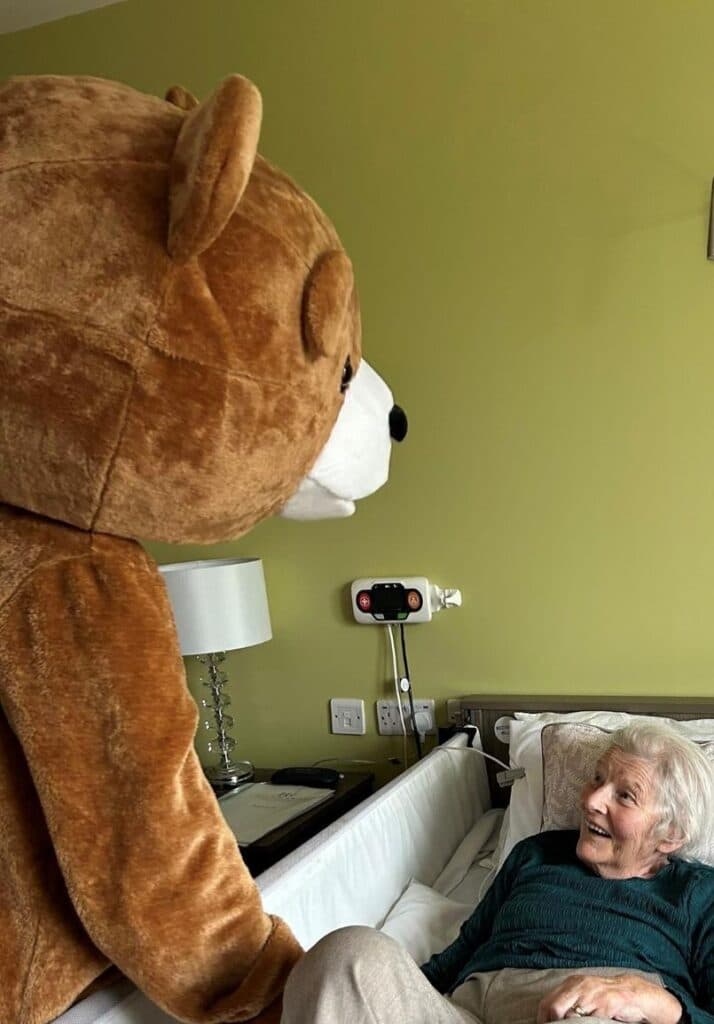 teddy-bear-with-residents-3